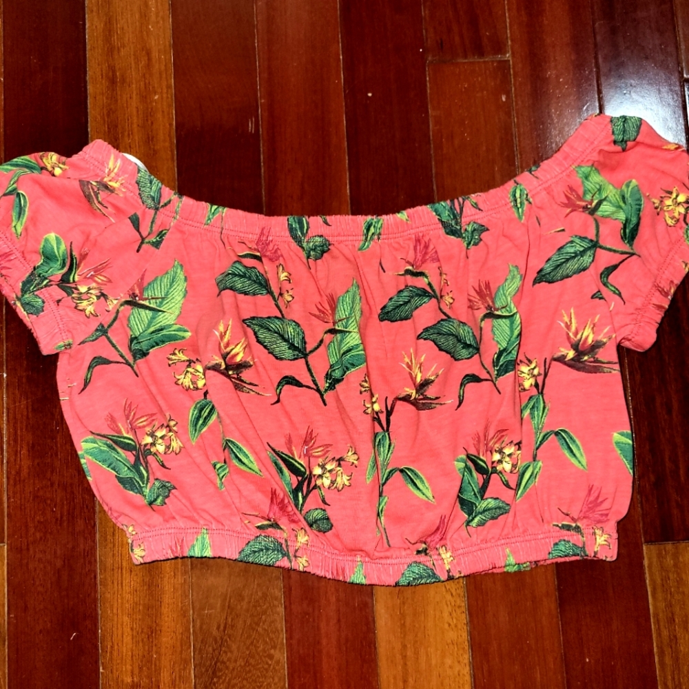 Floral crop top